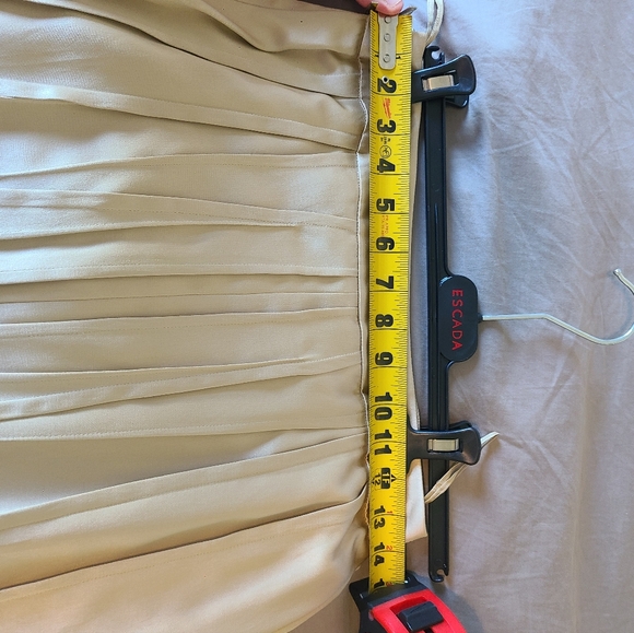 Escada skirt - Picture 10 of 11